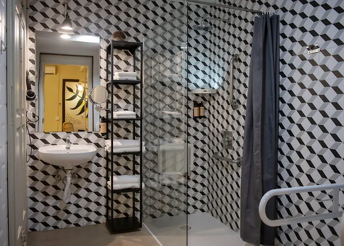 The Loft La Pedrera Hotel *